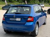 Skoda Fabia Style ACC*PDC*SHZ*KGO*KLIMA*ACPLAY*EURO6 - Skoda Autos von Händlern