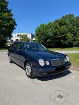 Mercedes-Benz E 240 CLASSIC / Youngtimer / sehr gepflegt - Mercedes-Benz aus 1999: C Class