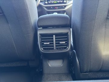Skoda Fabia 1.0 TSI Tour*4xPDC*CAM*LED*SMARTLINK*SHZ*