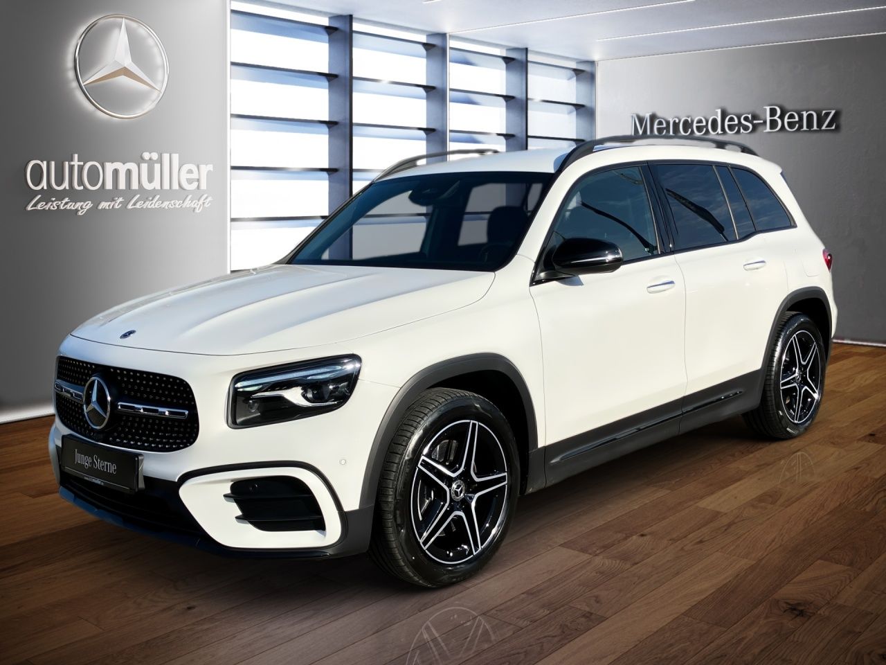MERCEDES-BENZ GLB 250 4M AMG+NIGHT+AHK+DISTRONIC+KAMERA+