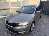 Skoda Rapid Spaceback Joy/DSG/Klima/Bi-Xen/Sitzheizung - Skoda Rapid Joy mit Benzin-Antrieb