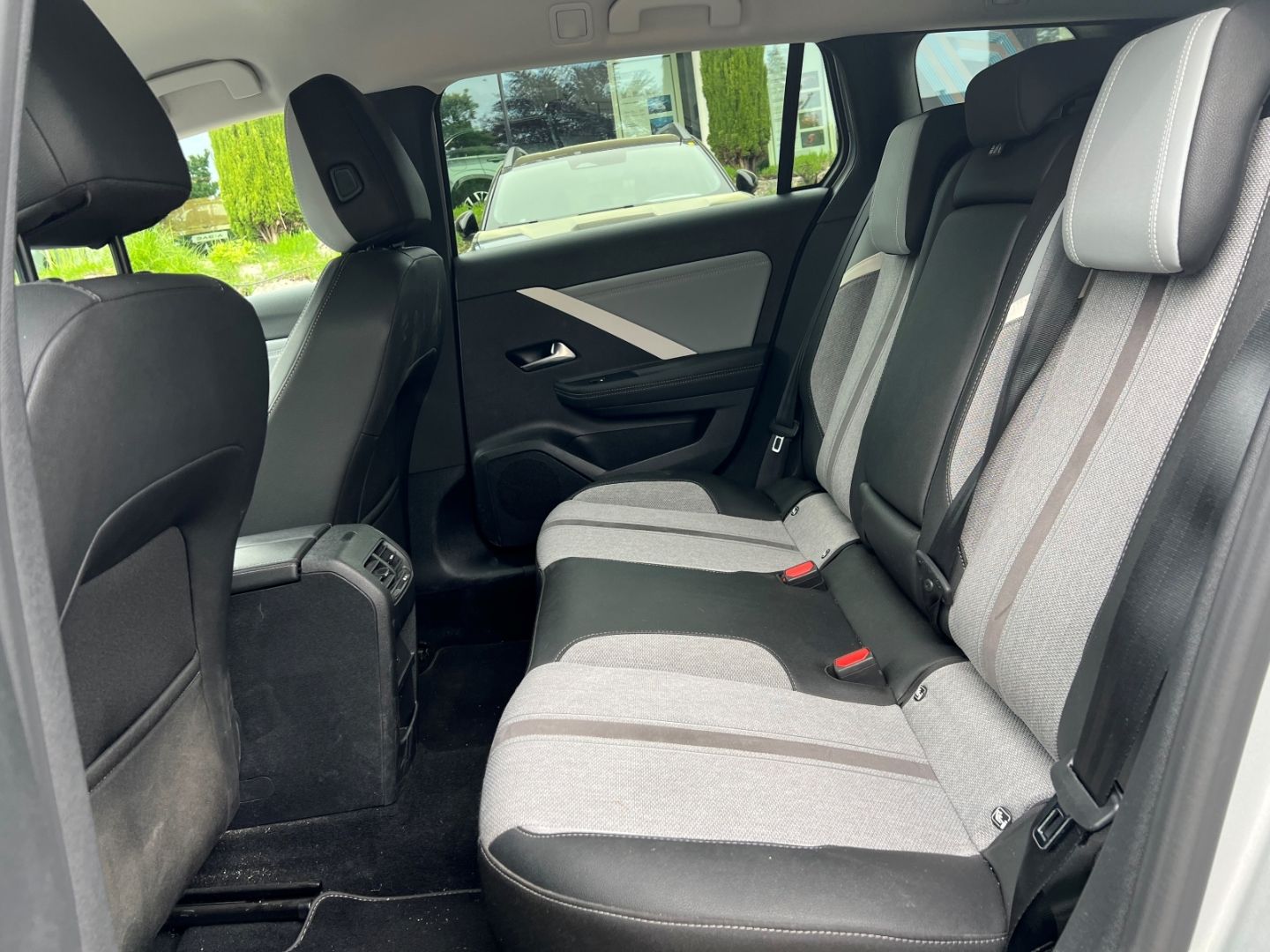 Fahrzeugabbildung Opel Astra L Sports Tourer Elegance AHK-abnehmbar LED