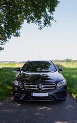 Mercedes-Benz E 220d T AMG Line Autom. AMG Line - Mercedes-Benz E 220 von privat