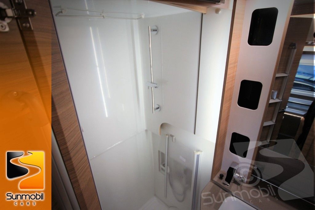 Fahrzeugabbildung Weinsberg X-Cursion 500 MQ Pepper 3500kg Premium Tür