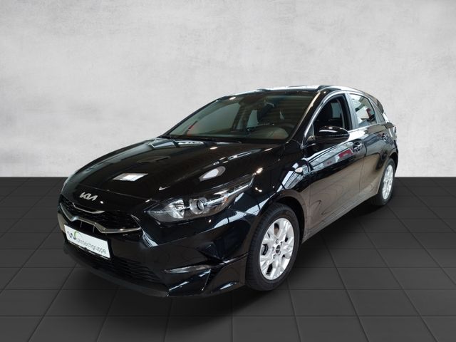 Kia Ceed 1.5 T-GDI DCT7 Vision  KOMFORT-PAKET NAVI E