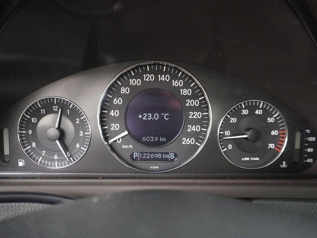 Mercedes-Benz CLK 240 Coupé Elegance Youngtimer Leder Comand n