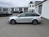 Skoda Octavia Combi 2.0 TDI DSG Tour 112€ m. 20% Anzah - Skoda Octavia: Kombi, Tour