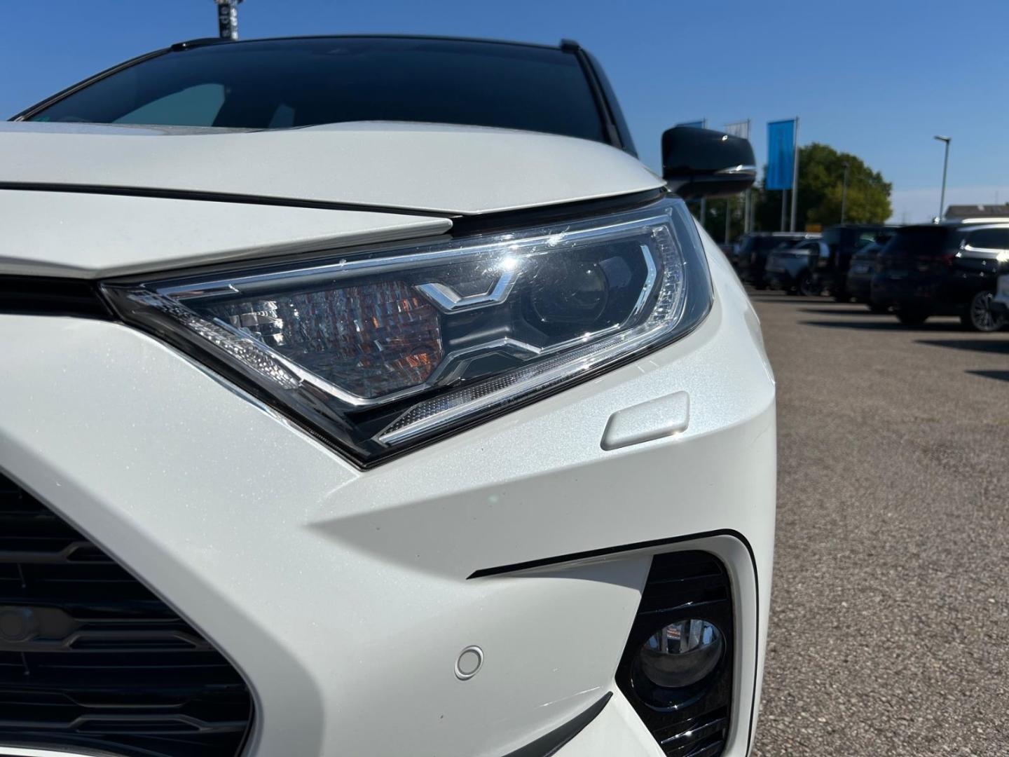 Toyota RAV 4 Hybrid 4x4 Style Selection Navi Soundsyste
