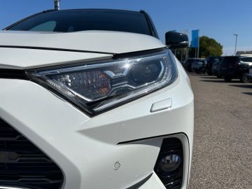 Toyota RAV 4 - 10