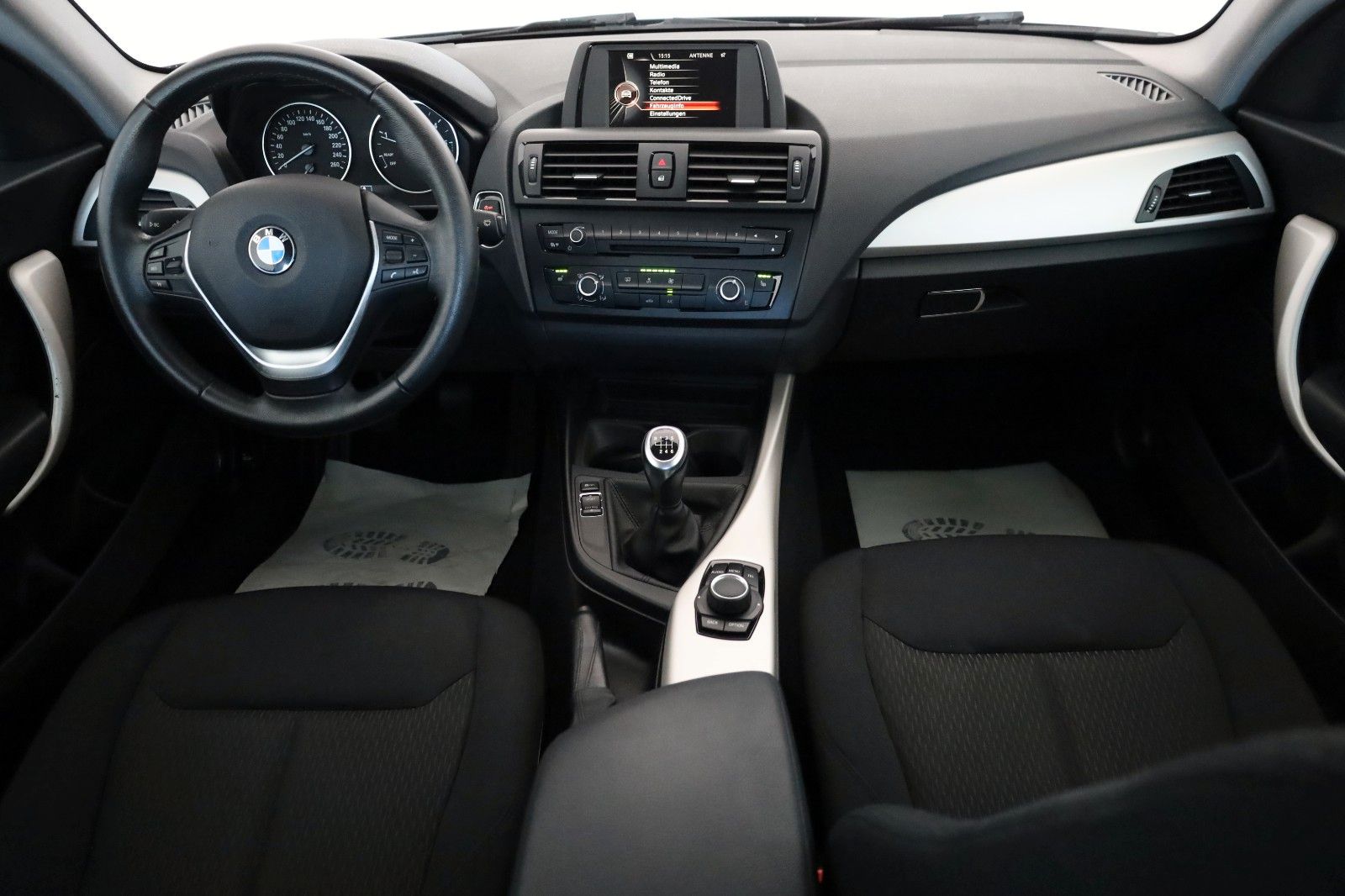 Fahrzeugabbildung BMW 116d SH,PDC,8-fach bereift