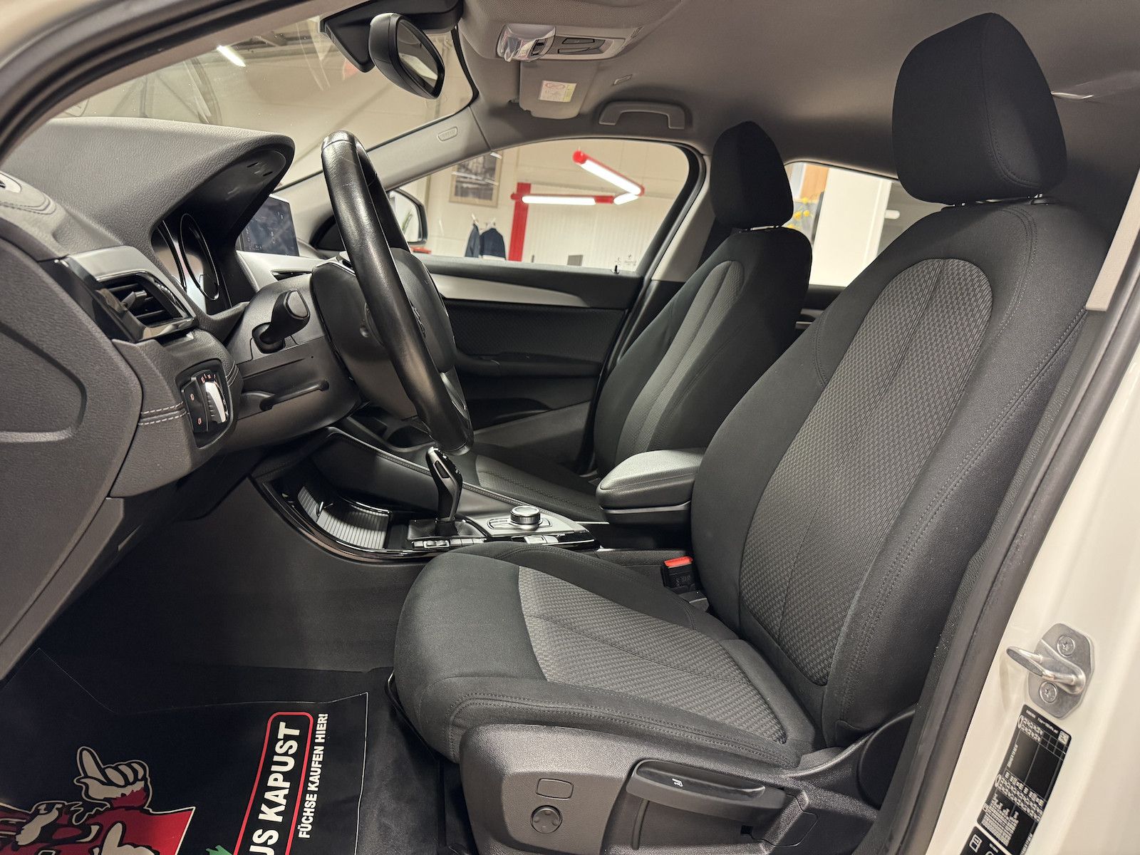 Fahrzeugabbildung BMW X2 xDrive 20i /LED/Navi/Ahk/VZE/Park-Ass