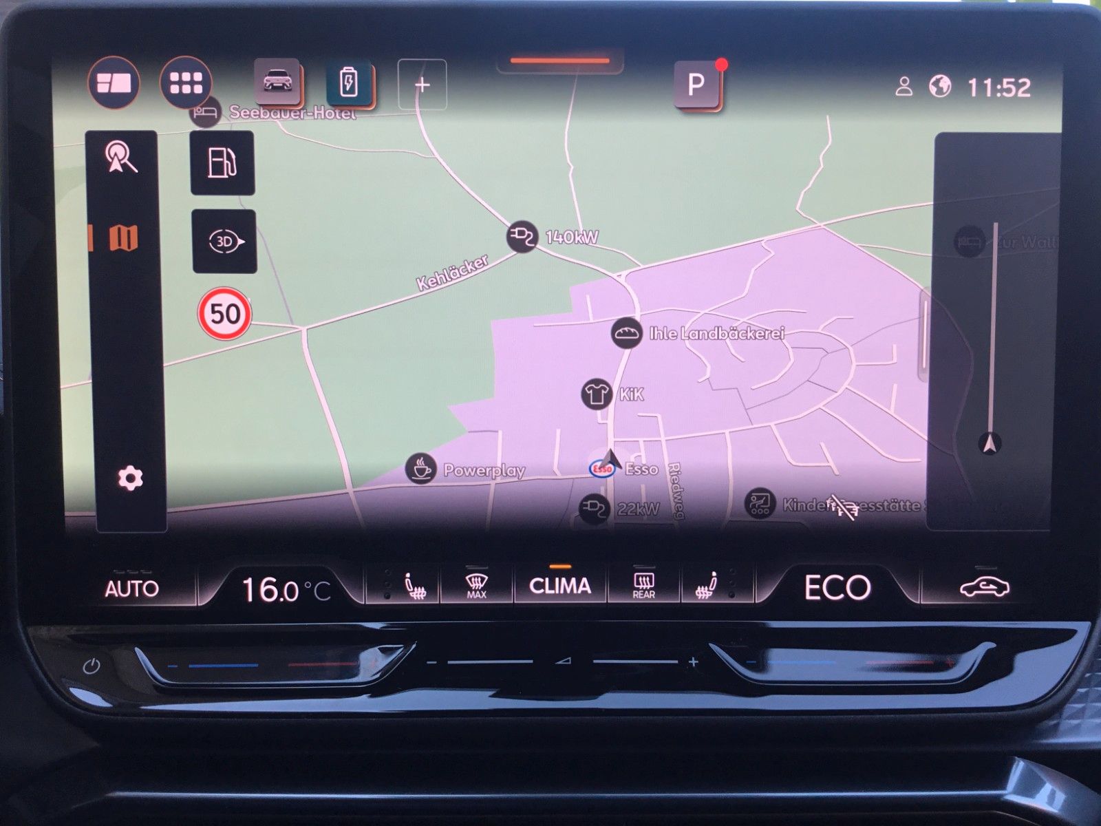 Fahrzeugabbildung CUPRA Leon 1.5 E-HYBRID DSG Sportstourer+AHK+Kamera+18