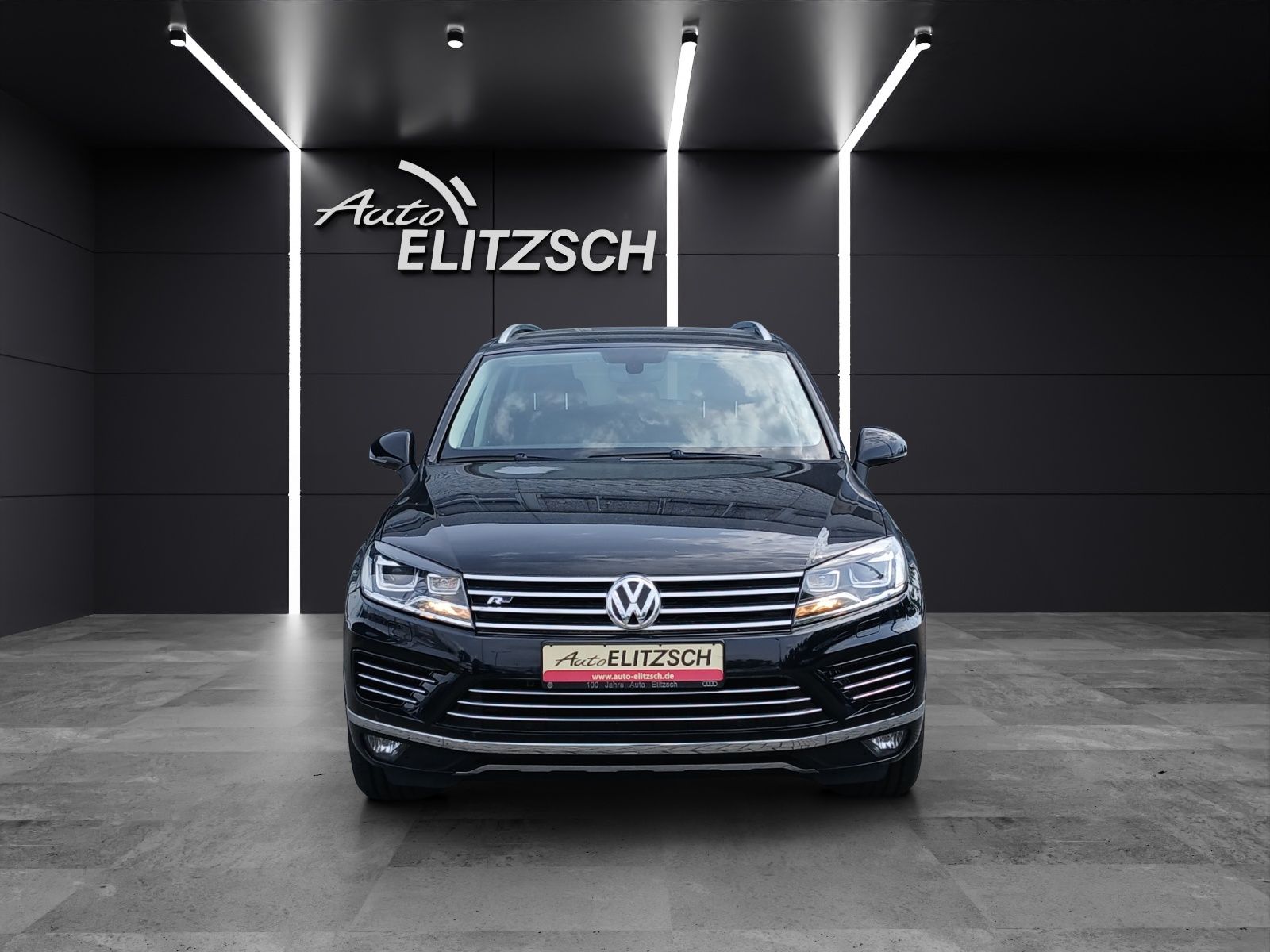 Fahrzeugabbildung Volkswagen Touareg TDI R-Line Terrain Tech 4M Xenon Navi AH