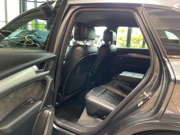 Audi Q5 quattro sport *1.HAND*STANDHEIZUNG*MATRIX*LED