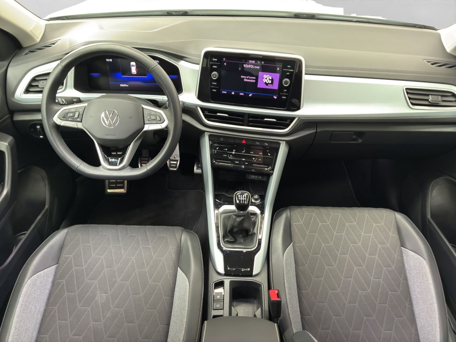 Volkswagen T-Roc - Bild 5