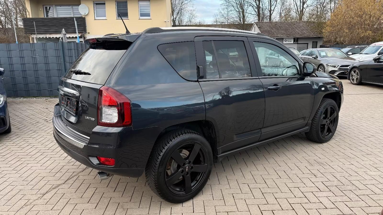 Jeep Compass 2.2 CRD Limited 4x2-Kamera-Leder-LM-Navi