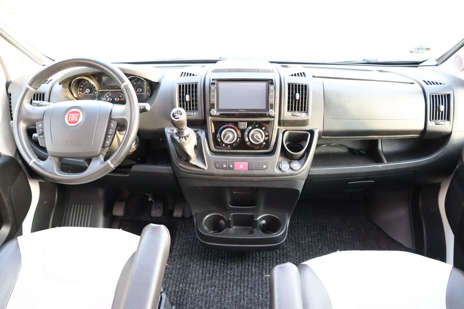 Fahrzeugabbildung Weinsberg Cara Compact Edition Pepper Ducato