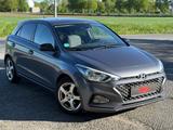 Hyundai i20 YES! *Apple CarPlay*Kamera*Sitz-HZ*1.Hand* - Hyundai i20 mit Anhängerkupplung