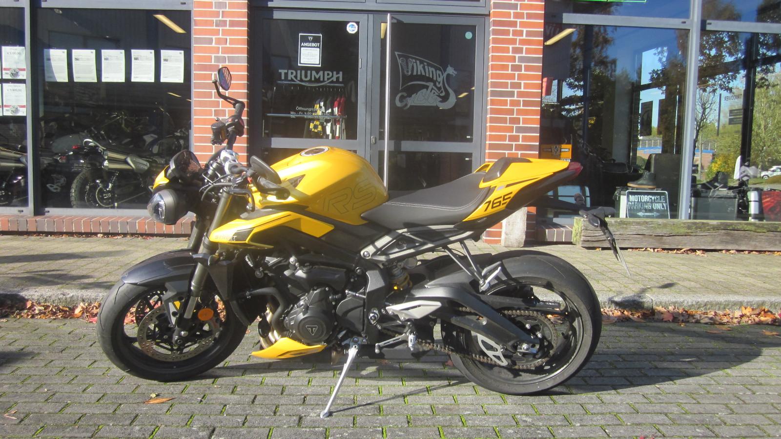 Triumph Street Triple 765 RS Aktion
