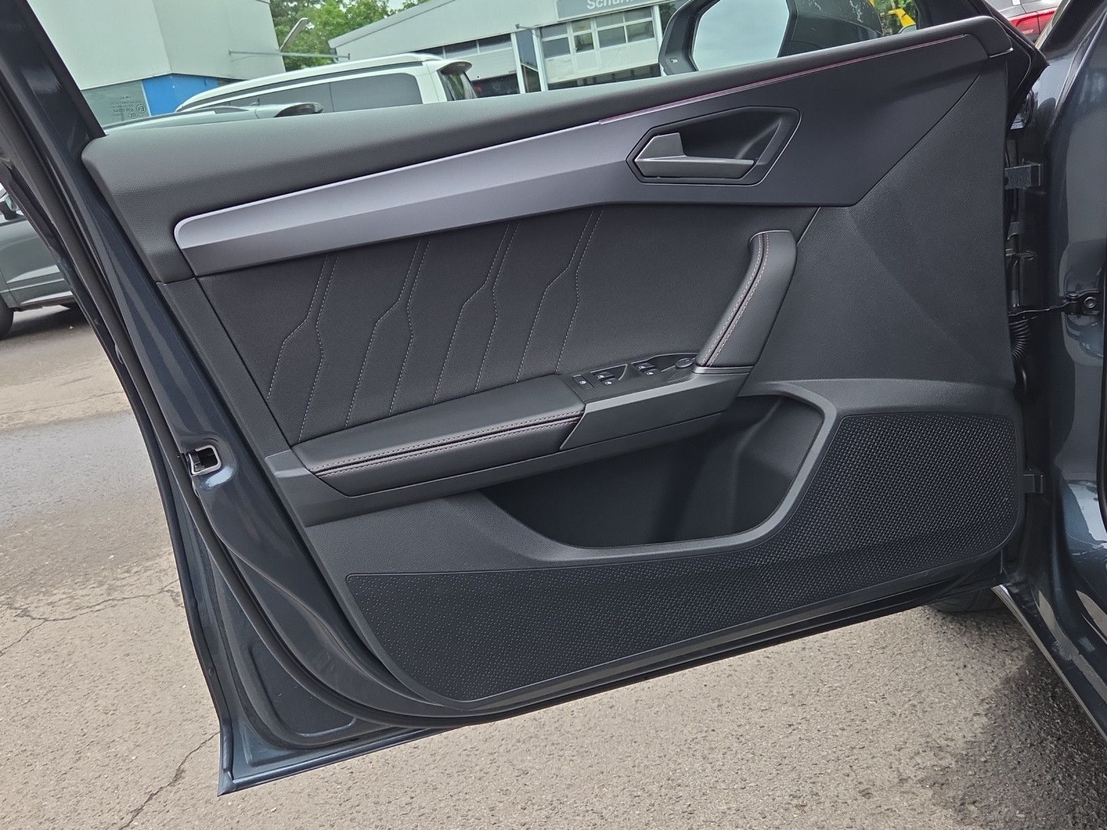 Leon "Pure Performance" 1.5 eTSI 110kW DSG NAVI
