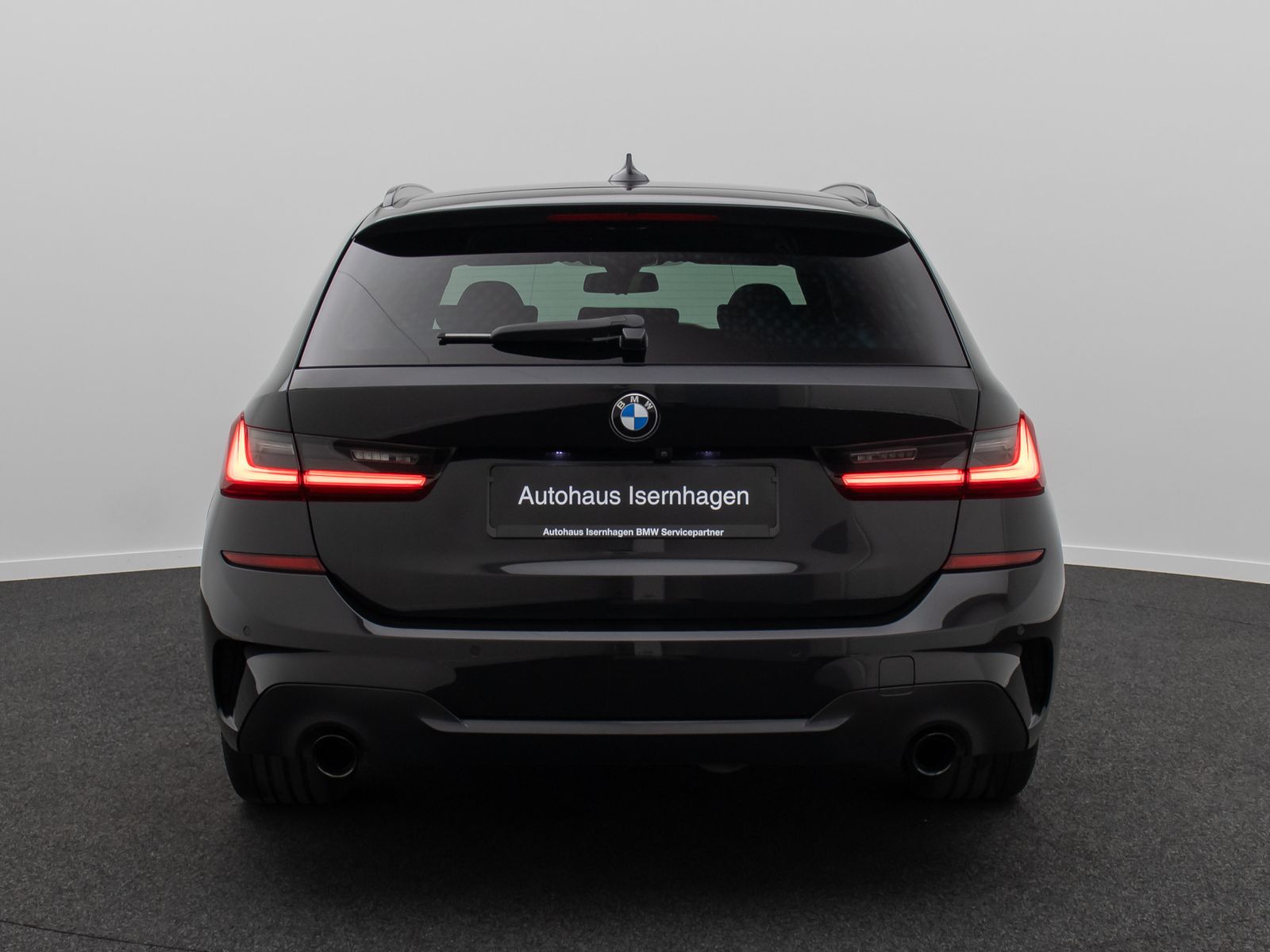 Fahrzeugabbildung BMW 320d xD M Sport Panorama Laser DAB AHK Alarm 19"
