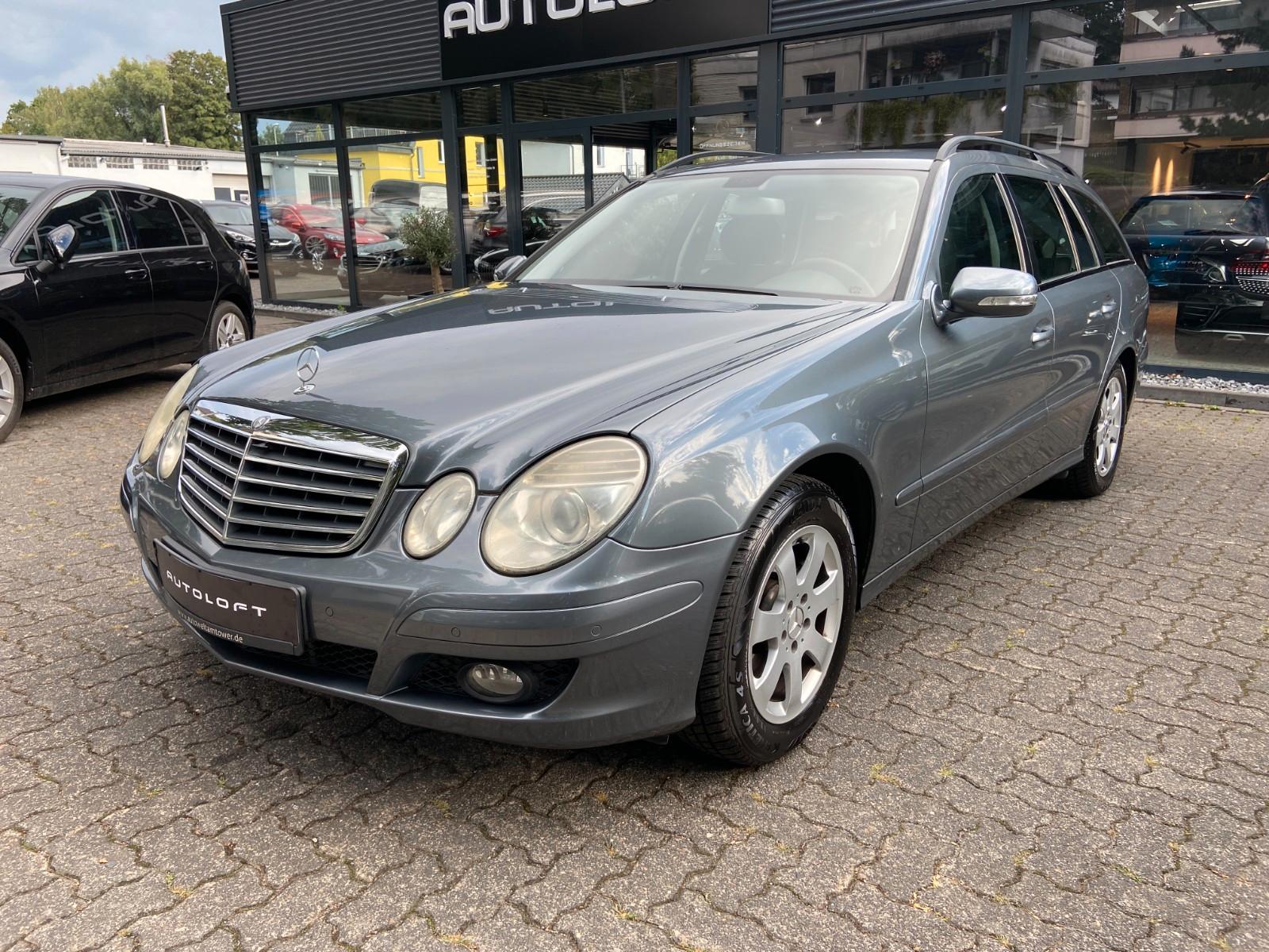 Mercedes-Benz E200 2007 — rear view