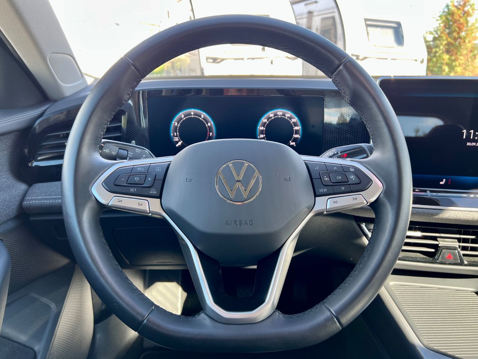 VW Passat Variant 1.5 eTSI AAC GZJR KAMERA SHZ
