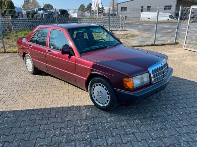 Mercedes-Benz 190E/W201 Avantgarde Rosso