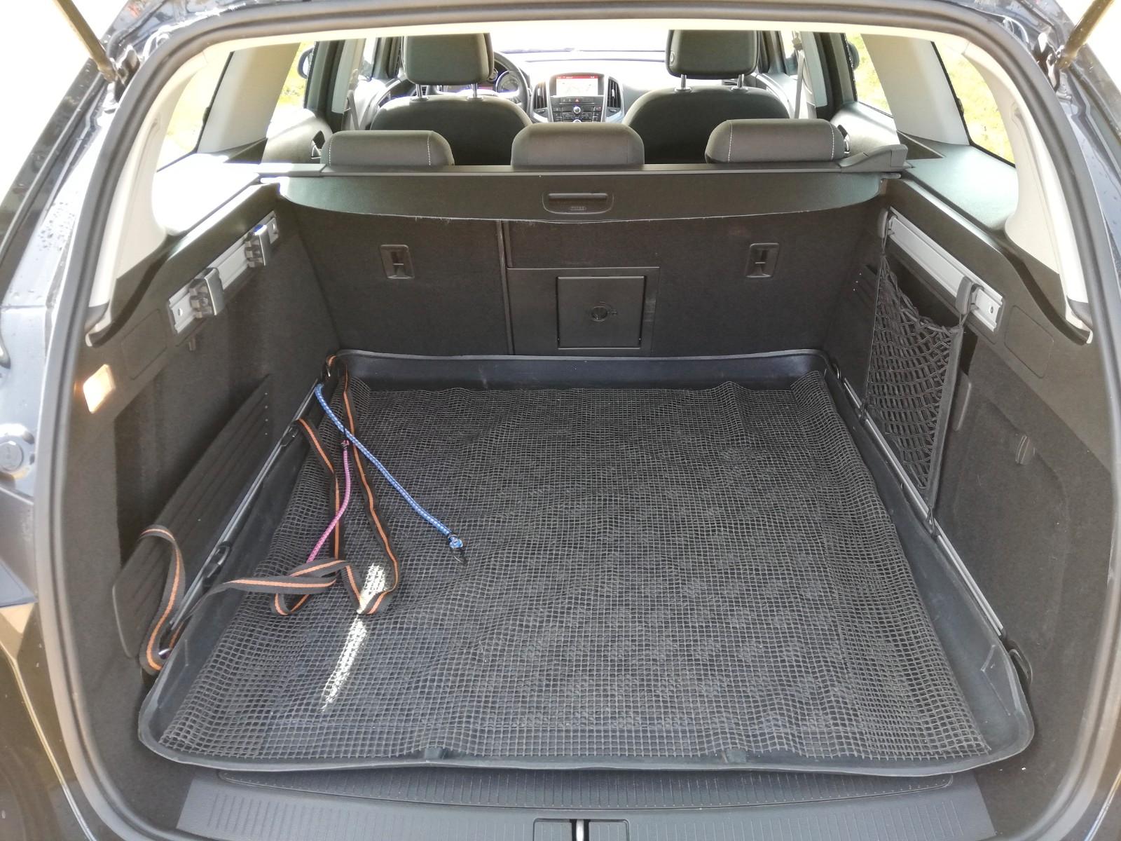 Opel Astra 2015 — photo 6
