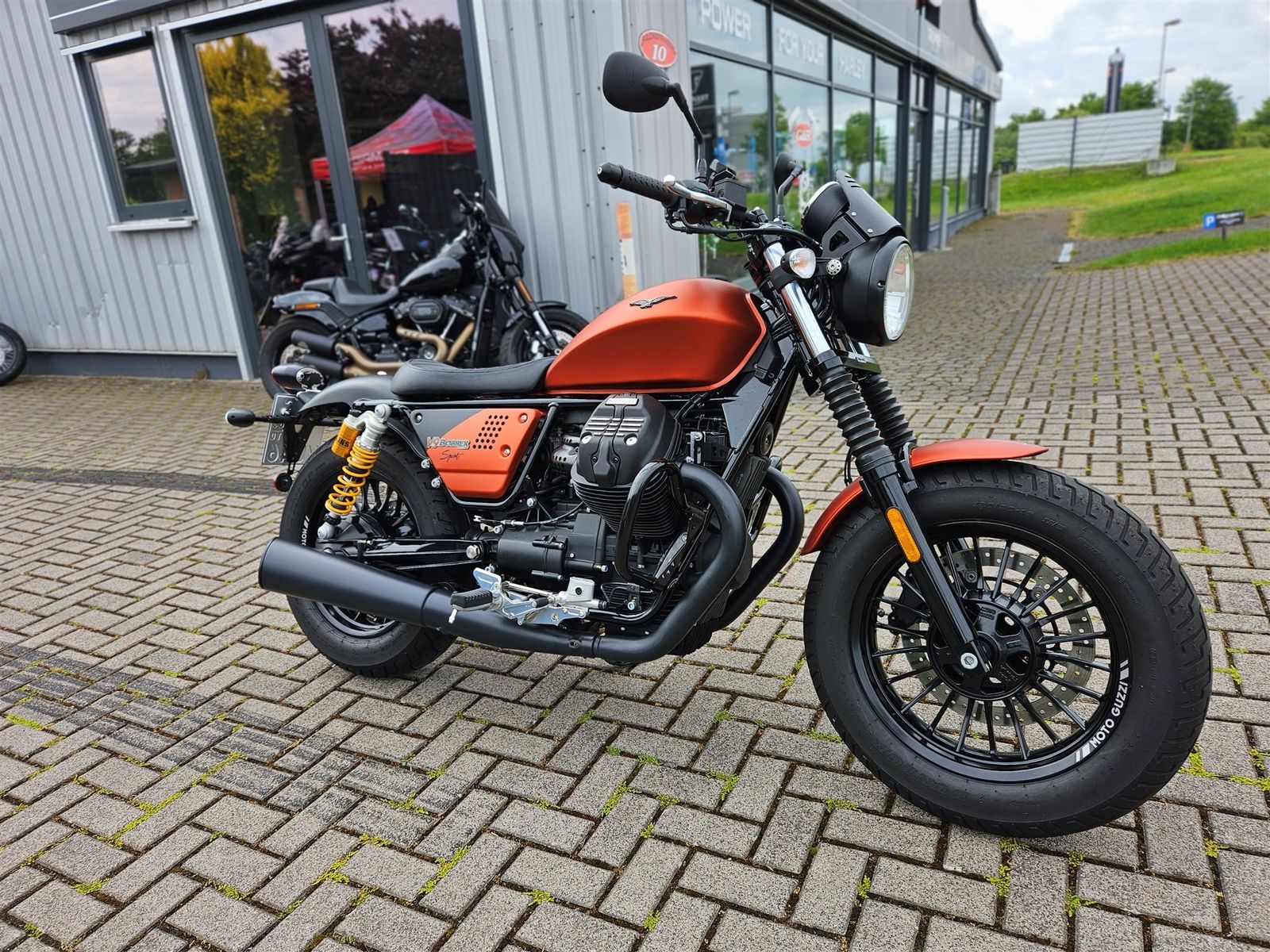 Fahrzeugabbildung Moto Guzzi V9 Bobber Sport