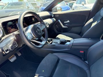 Mercedes CLA 180 - 4