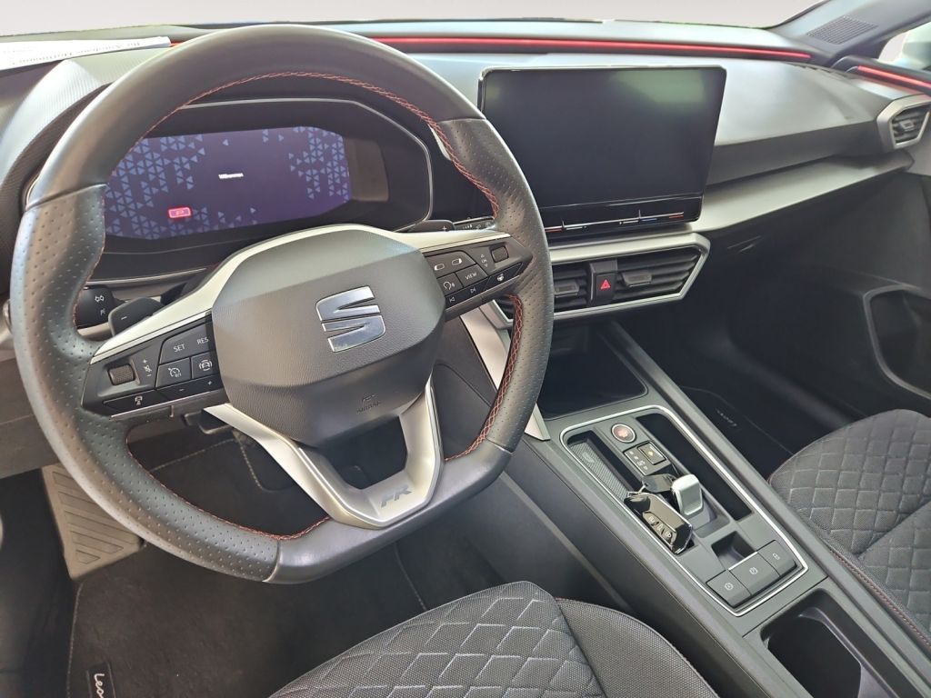 Fahrzeugabbildung SEAT Leon 1.5 eTSI ACT OPF DSG FR