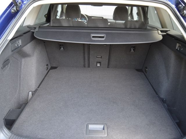 Golf VIII Variant 2.0 TDI Life LED/NAVI+VZE/BUSI