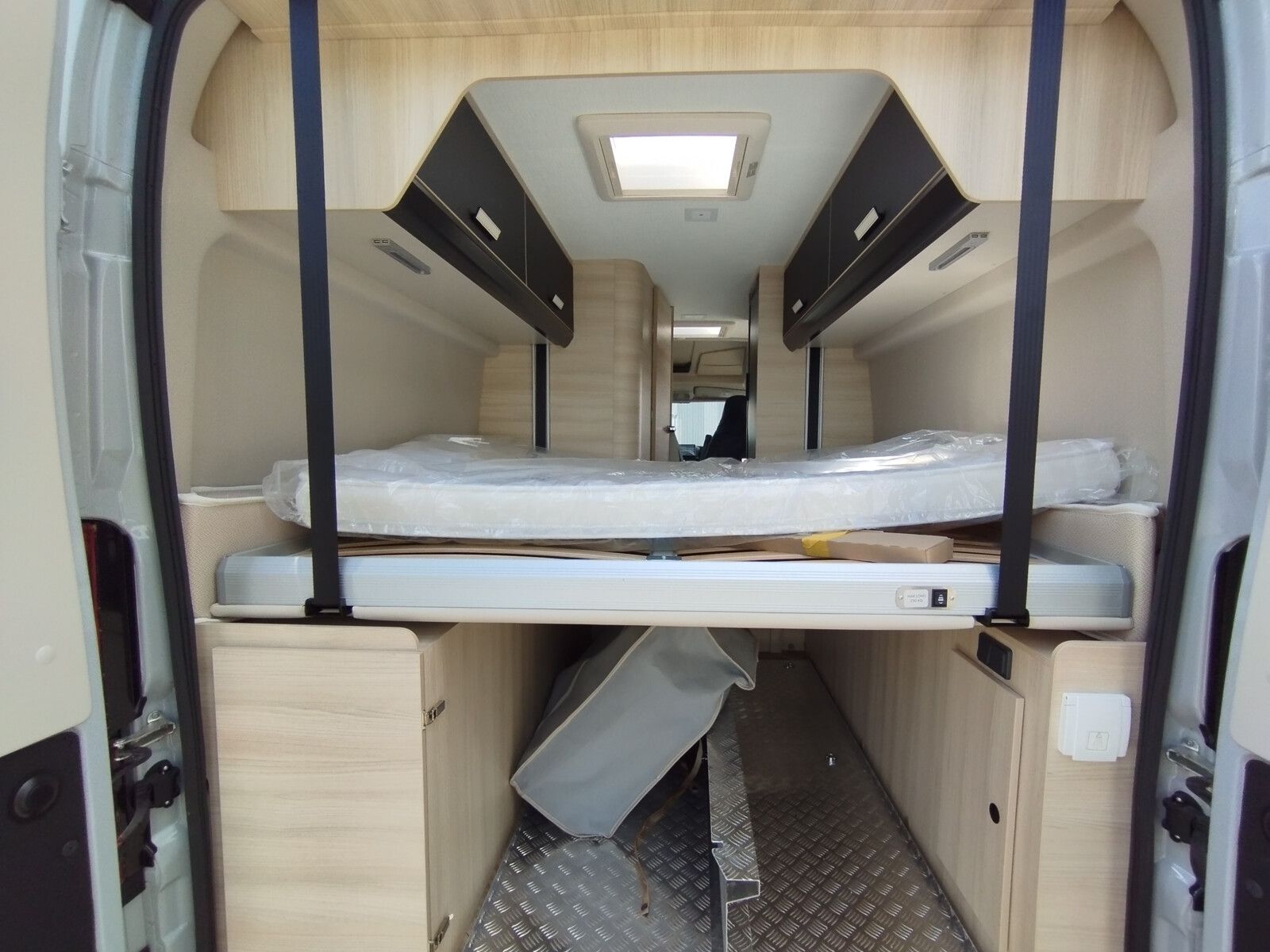 Fahrzeugabbildung Chausson Van Sport Line V690