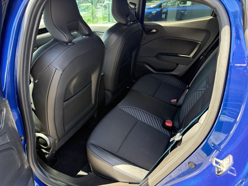 RENAULT Clio - Bild 9