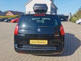 Peugeot 5008 Aut.1,6+Leder+PDC+Pano+Navi+SZH+Tempo+Klima - Used cars