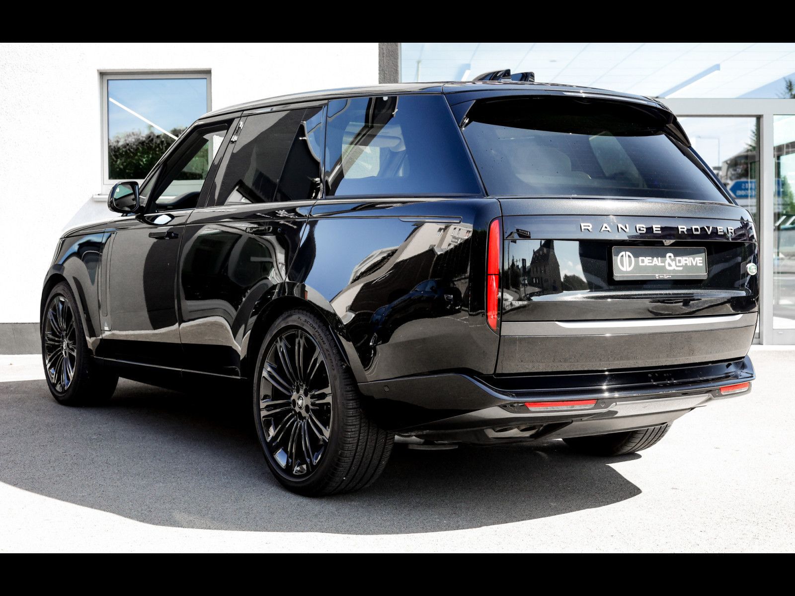 Land Rover Range Rover 4.4 P530 FIRST EDITION°EXECUTIVE°TV imagem 3