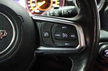 Jeep Wrangler Unlimited Sahara Overland Paket