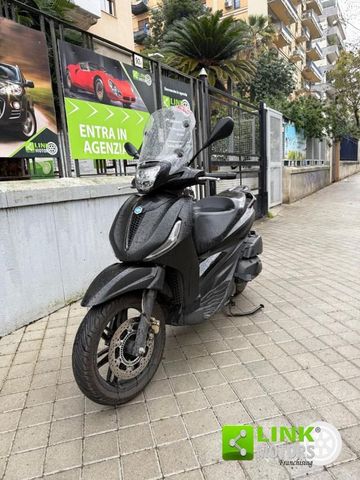 Piaggio PIAGGIO Beverly 400 i.e. HPE Deep Black