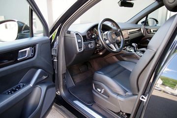 Porsche Cayenne E-Hybrid*Luft,Privacy,Chrono,Kamera,SHZ*