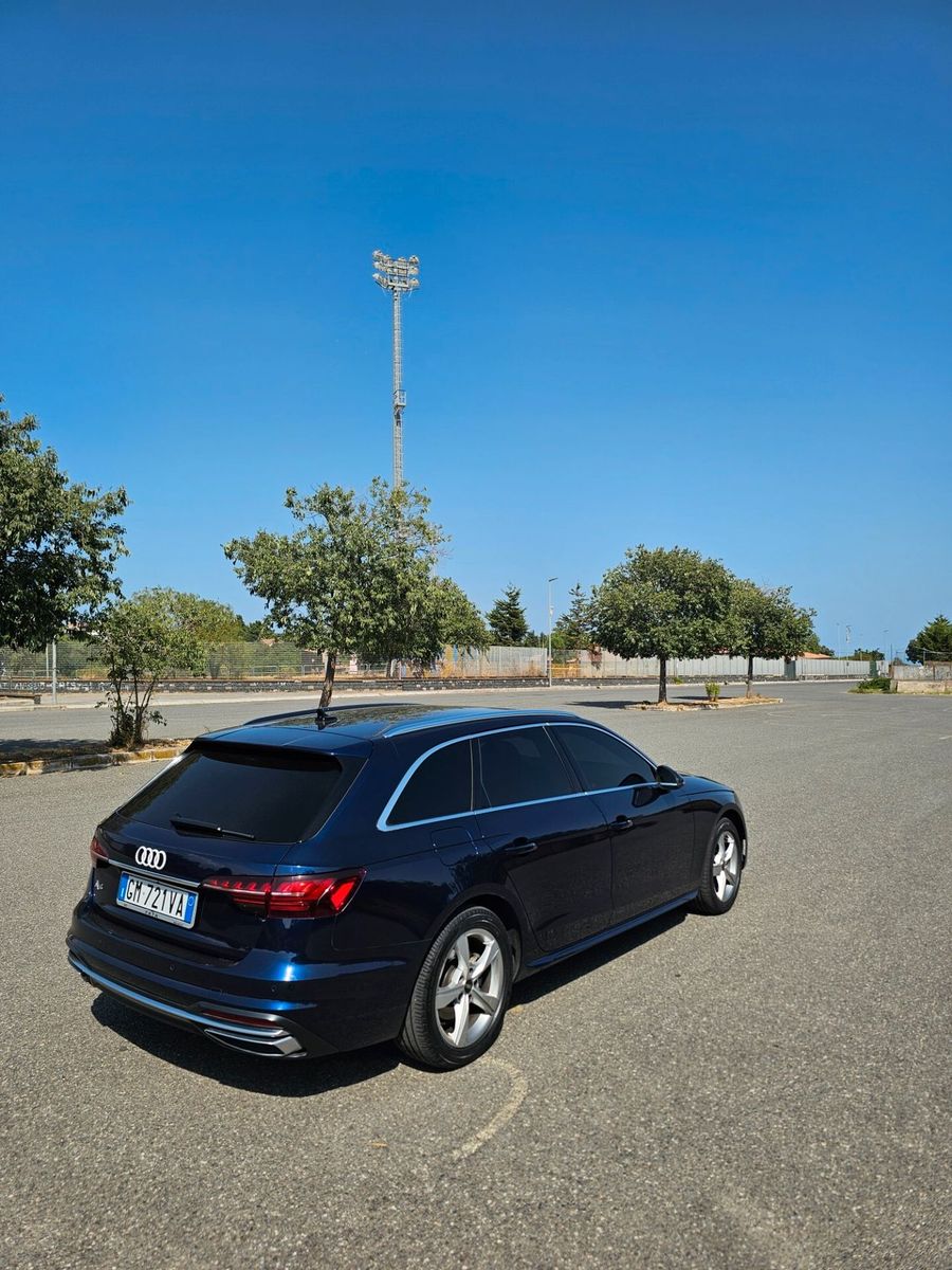 Audi A4 Avant 35 TDI/163 CV S tronic Business Ad imagem 3