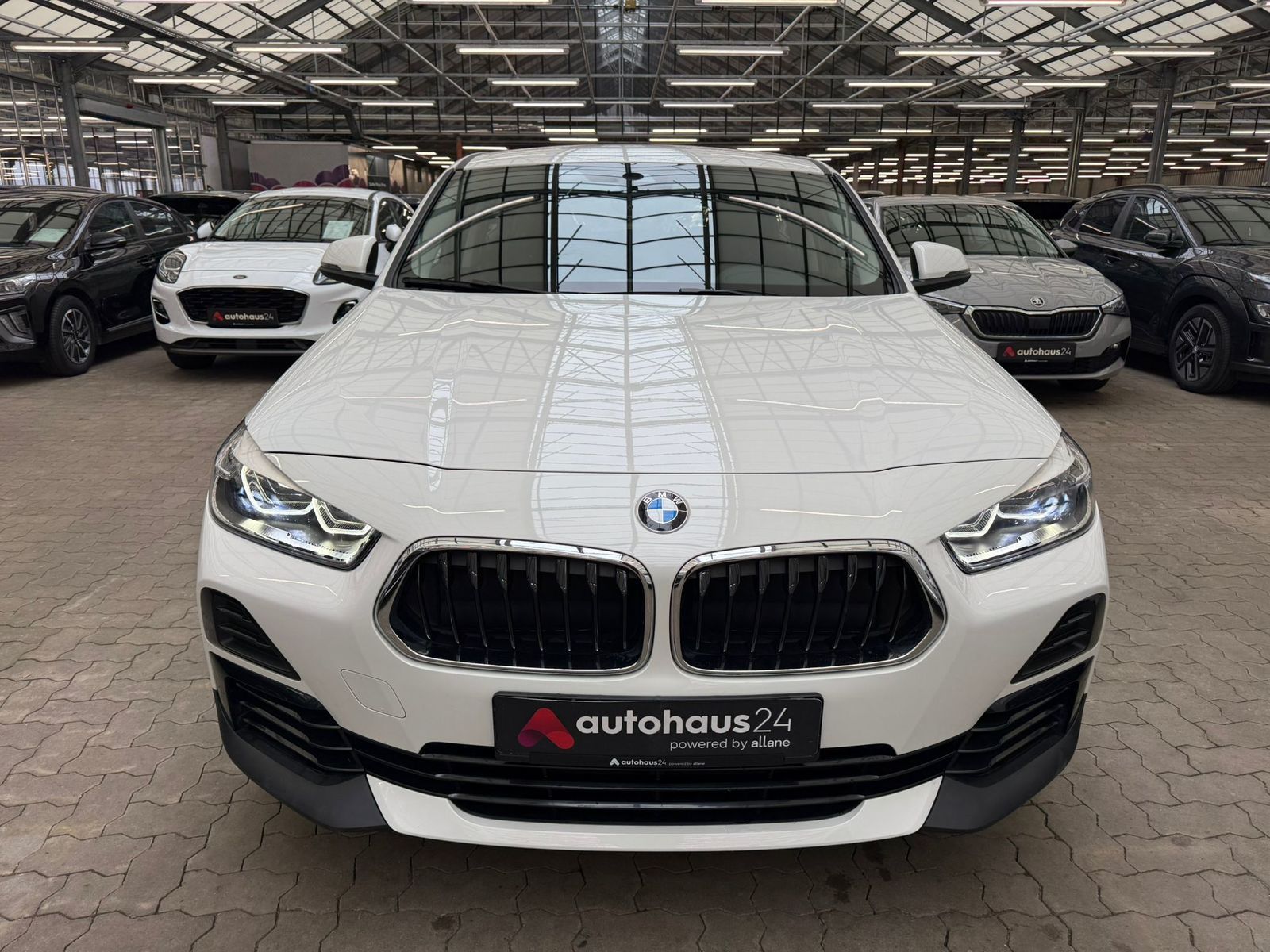 BMW X2 sDrive 20i LED|ParkPilot|Bluetooth|DAB foto 2
