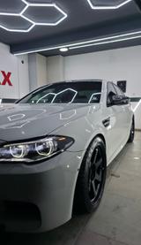 BMW M5 Akrapovic Titanium 720PS KW Gewindefahrwerk - BMW: 720