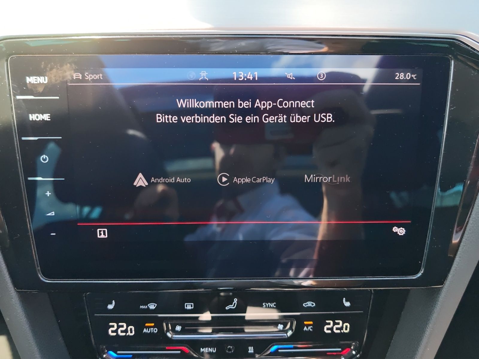 Fahrzeugabbildung Volkswagen Passat Variant TSI Elegance DSG 4M Matrix Navi A