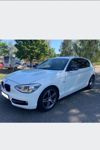 BMW 1 er f20 voll Ausstattung große Naviga...