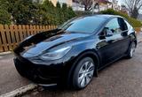 Tesla Model Y RWD, 220kW, Anhängerkupplung - schwarze Tesla Model Y