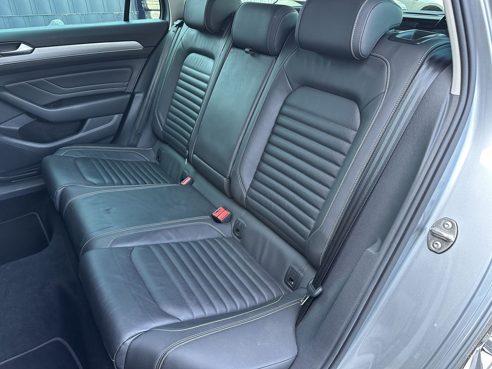 Fahrzeugabbildung Volkswagen Passat Variant 1.4 TSI DSG GTE NAV+LED+ACC+KAM