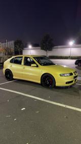 Seat Leon 2.8 V6 Cupra 4 / TÜV 26 - Seat Leon mit Benzin-Antrieb: Allradantrieb, Limousine