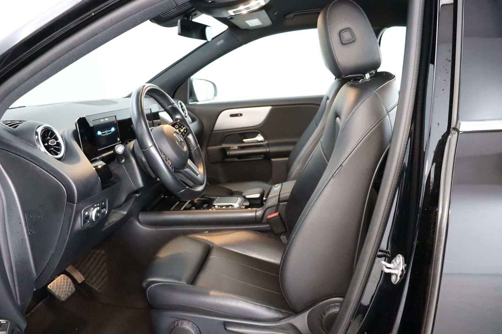 Fahrzeugabbildung Mercedes-Benz GLA 200 d * Leder * SHZ * AHK