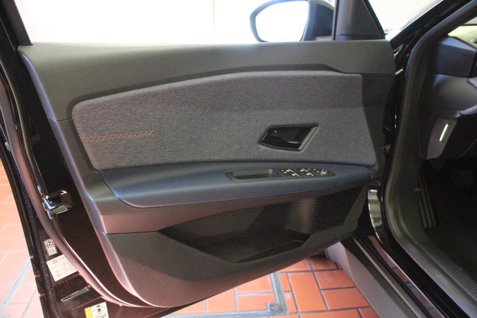 Fahrzeugabbildung Renault R 4 150 Comfort Range Techno*Winterpaket*
